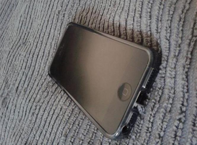 Apple iPhone 5 16GB crni