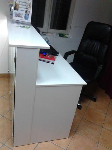 pult za prodavca