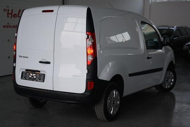 Renault-Kangoo-1-5-DCI--09