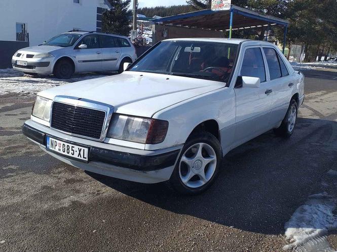 Mercedes