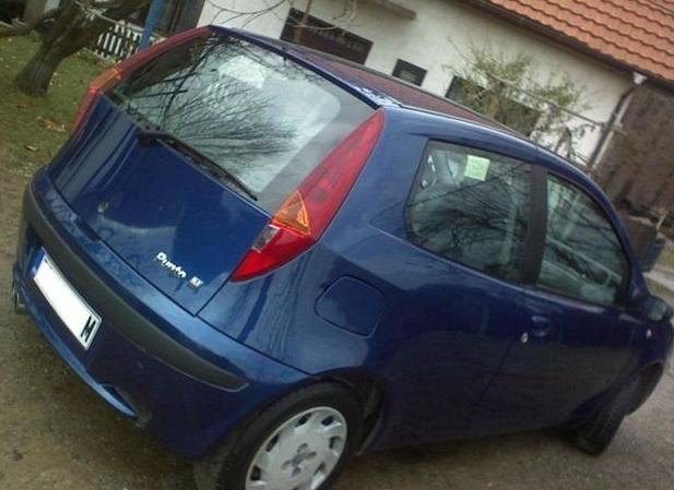 Fiat-Punto--01