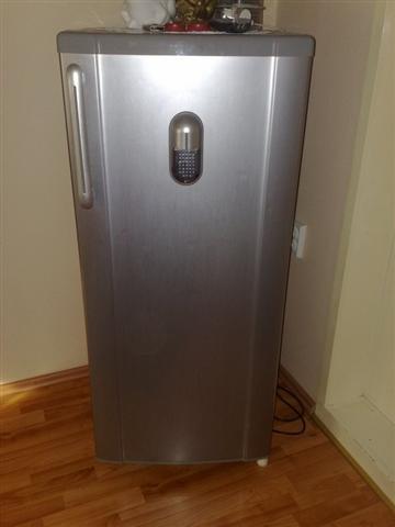 Frizider Samsung