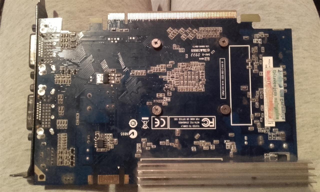 Graficka-zotac-9500GT-