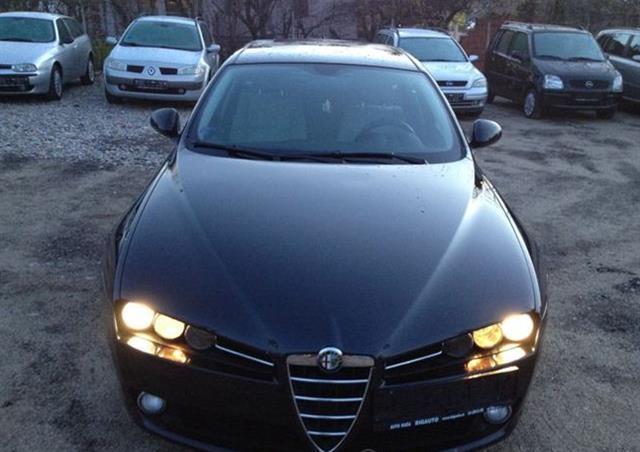 Alfa-Romeo-159-1-9-MJET--07