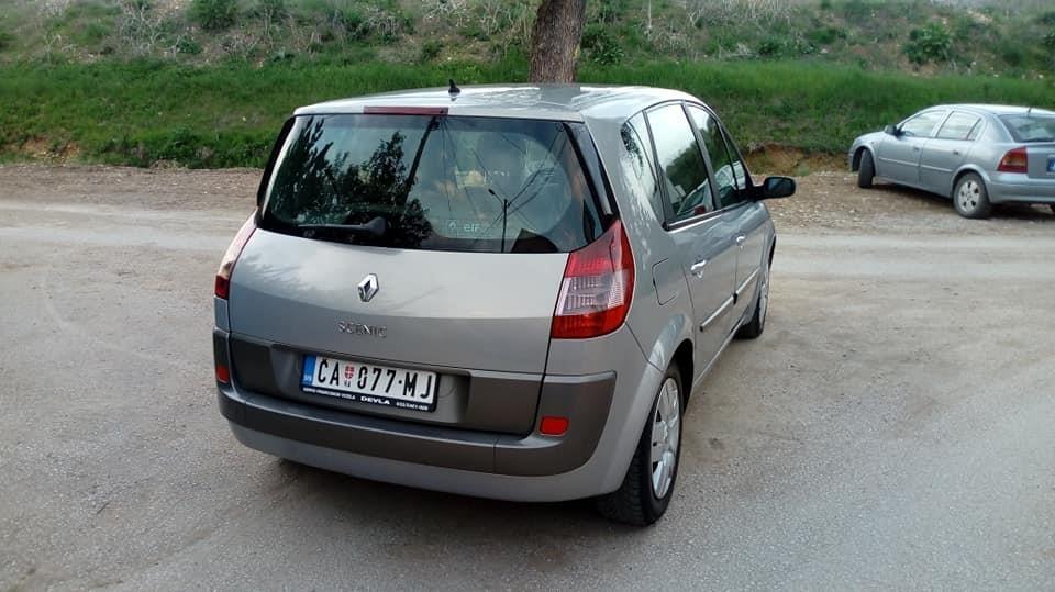 RENAULT-SCENIC