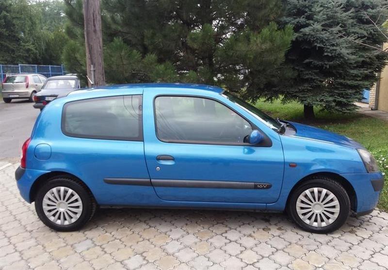 Renault-Clio-1-2-16v--01