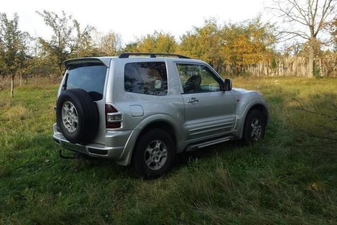 Mitsubishi Pajero did -01