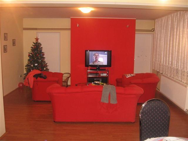 Kuca-4-etaza-120m2---centar---Dedinje