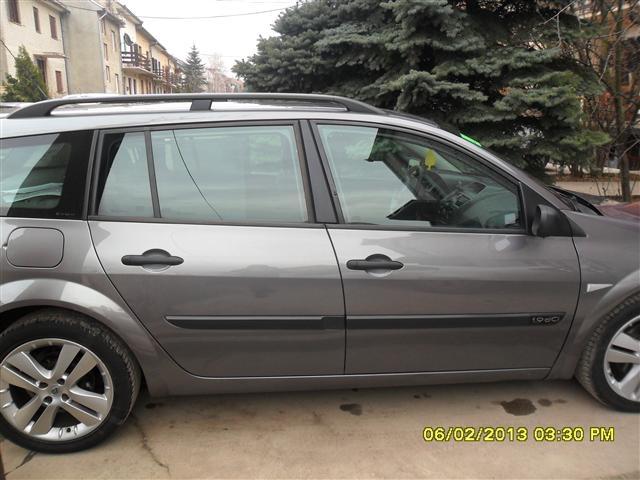 Renault-Megane--KARAVAN--04