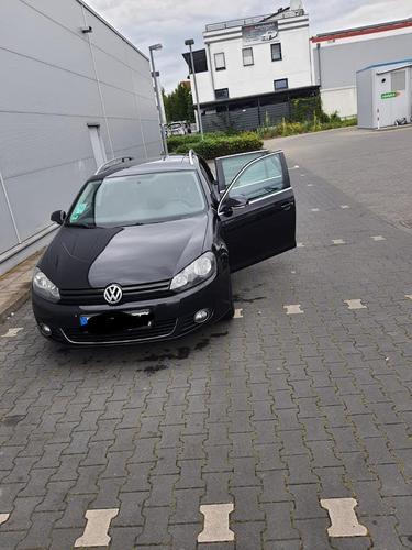 Golf 6 Na strane table.