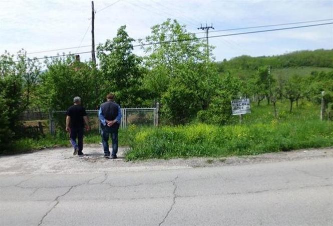 Plac od 64 araAranđelovac , Vrbica