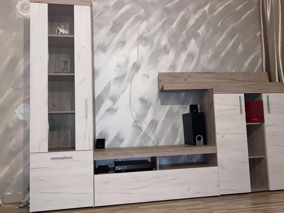 TV-Komoda