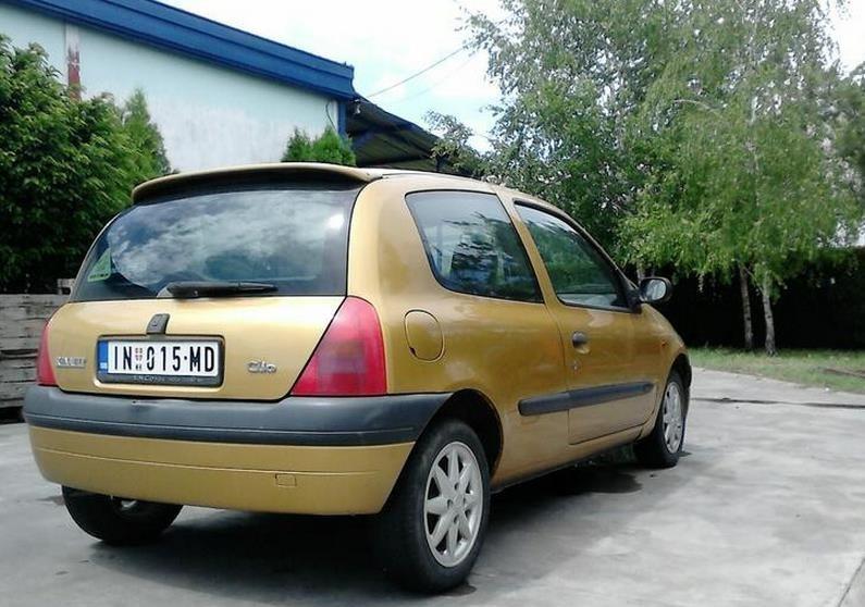 Renault-Clio-1-4--01