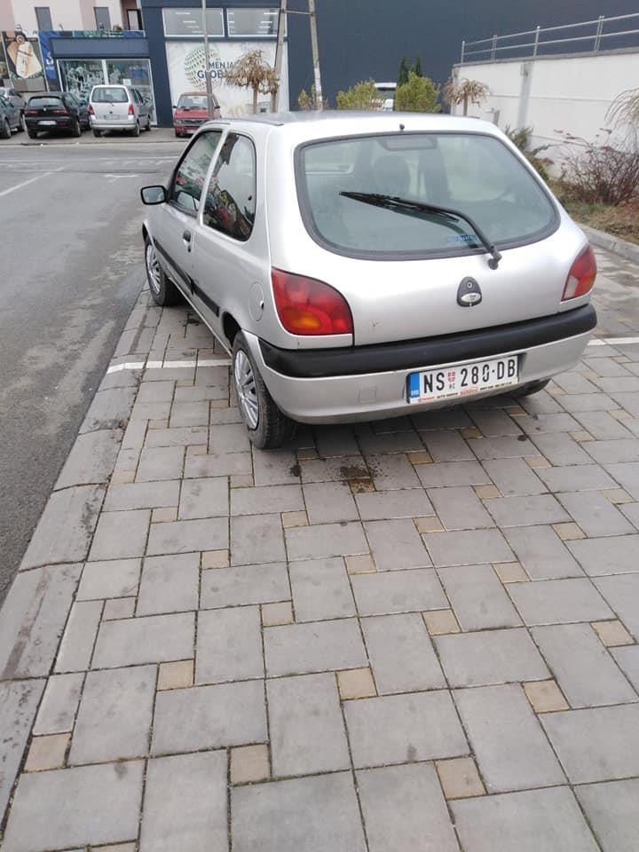 Prodajem