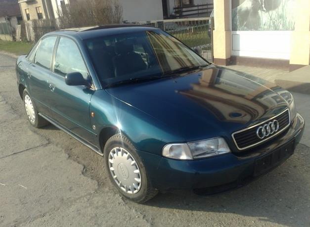 Audi-A4-stranac---97