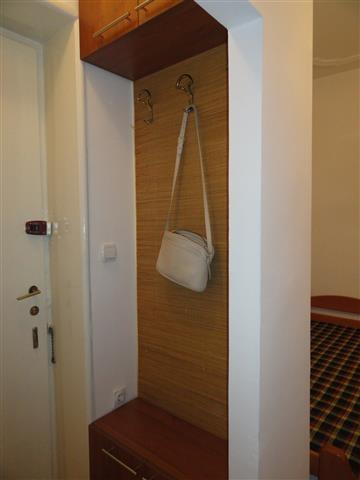 Menjam-Beograd-centar-za-Boku-Kotorsku-Risan
