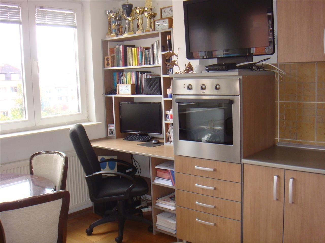 Prodaje-se-lux-garsonjera-27m2