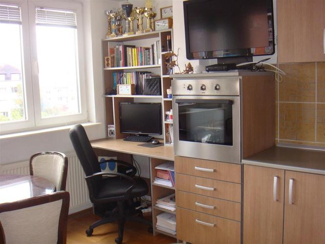 Prodaje se lux garsonjera 27m2