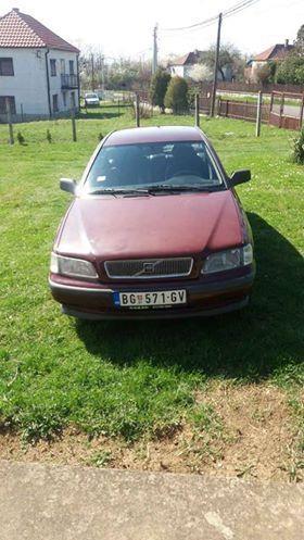 VOLVO-S40