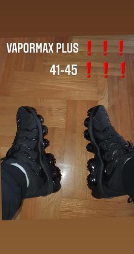 NIKE AIR MAX