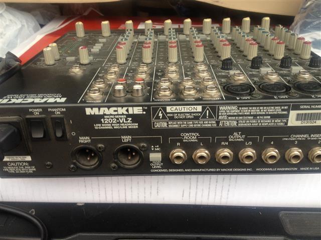 Mackie-1202-Vlz