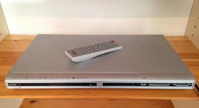DVD Player, USB, cita SD memoriju