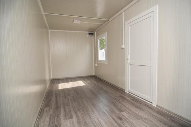 Ekonomik  kontejneri 6m x 2.4m