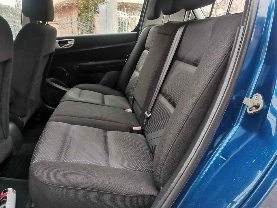 Peugeot-307