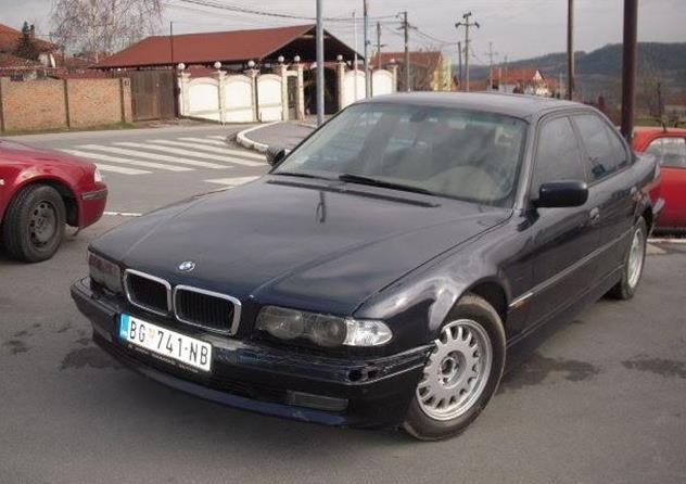 BMW 740 i -01