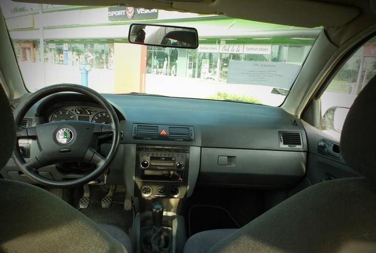 Škoda-Fabia-1-4--02
