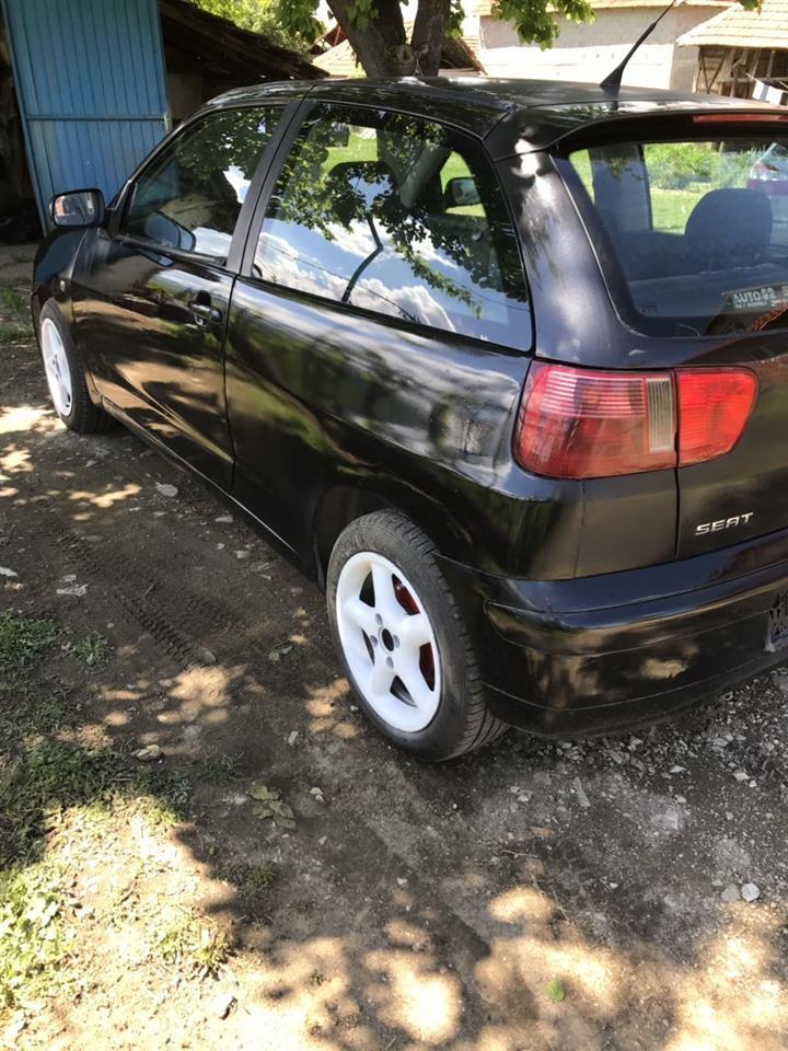 Seat-ibiza-