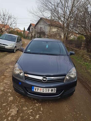 Opel astra H