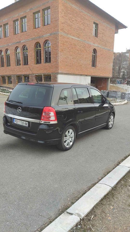 Opel-Zafira-1-7-CDTI-DECEMBAR-2009