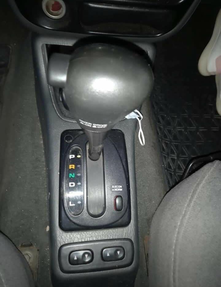 Hyundai-Accent-1-5-ben-automatic