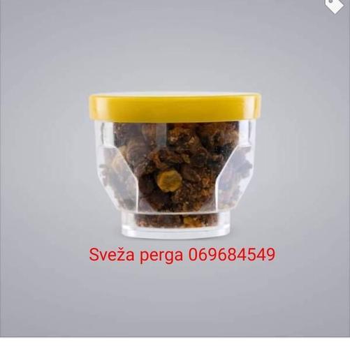 Perga sveza cista rucno vanjena