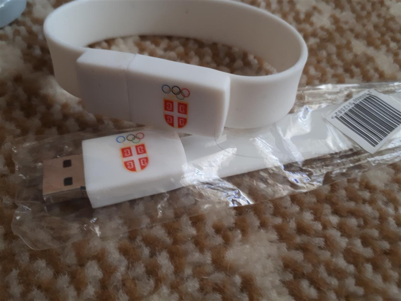 USB-narukvica-Srbija