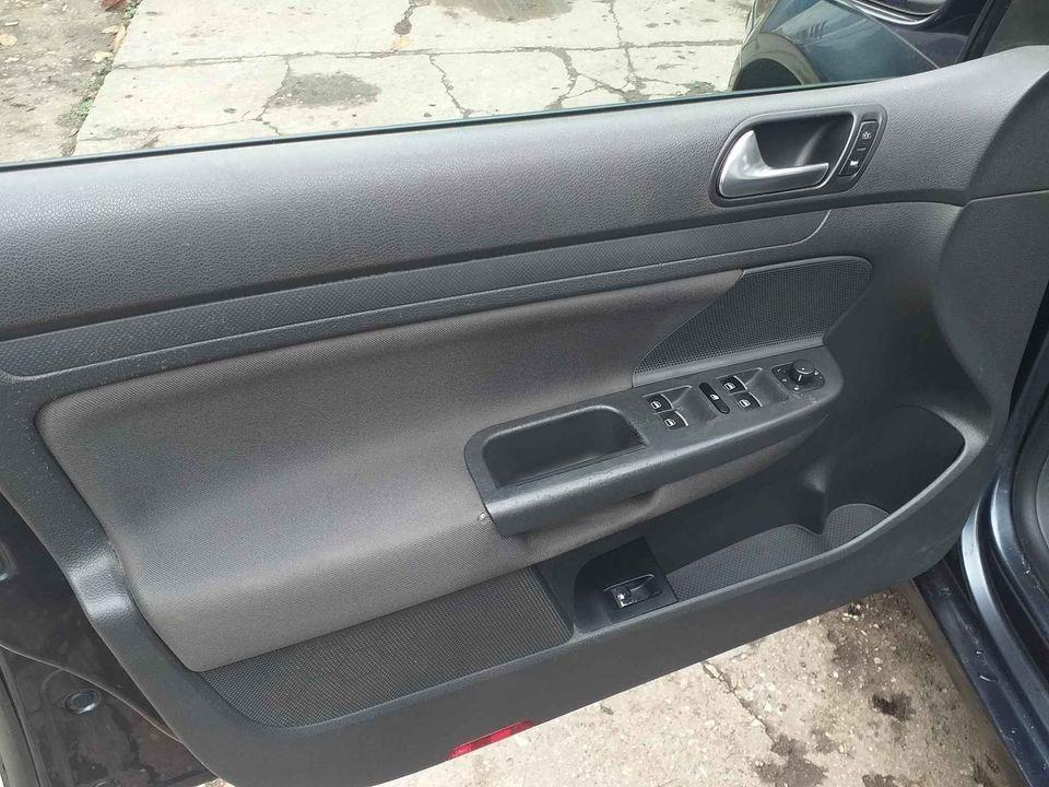 Golf-5-2-0-TDI-2008g