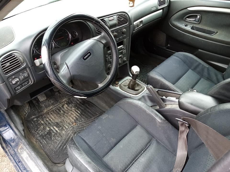 Volvo-v40