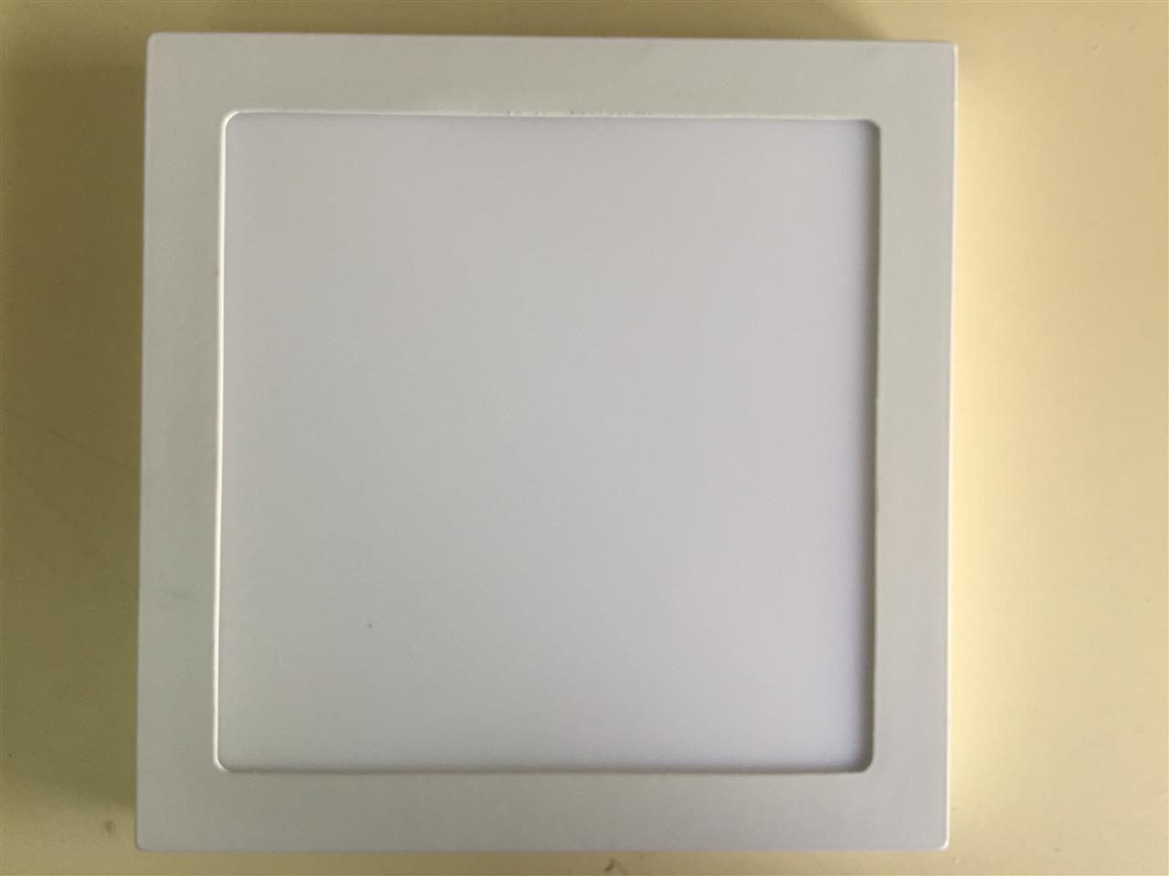 Led-Panel-Kockasti-