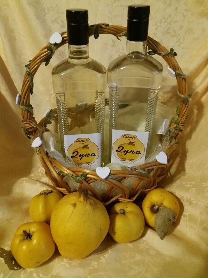 Rakija-od-dunja