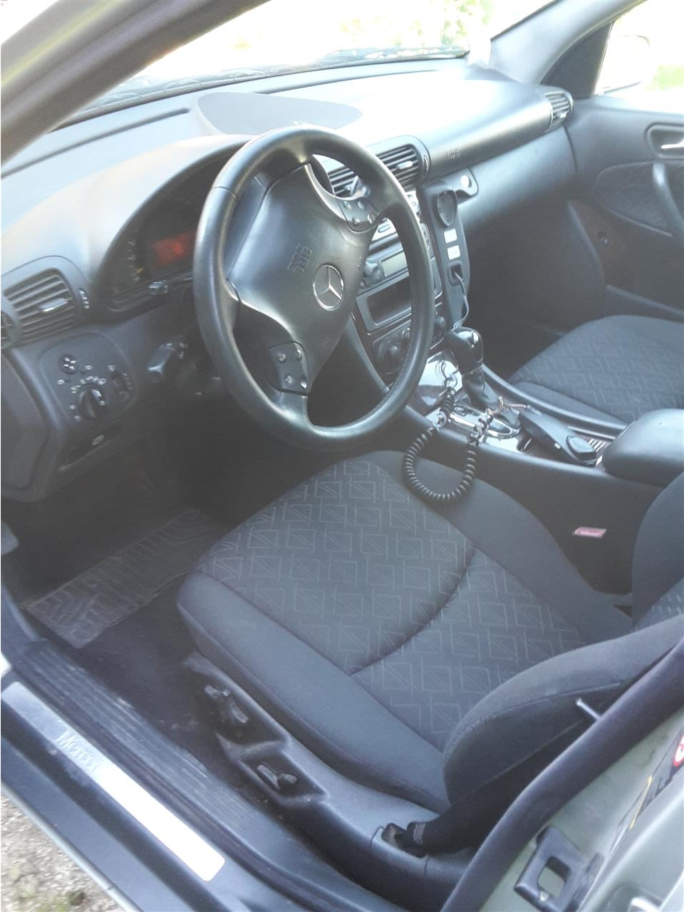 Mercedes-C220
