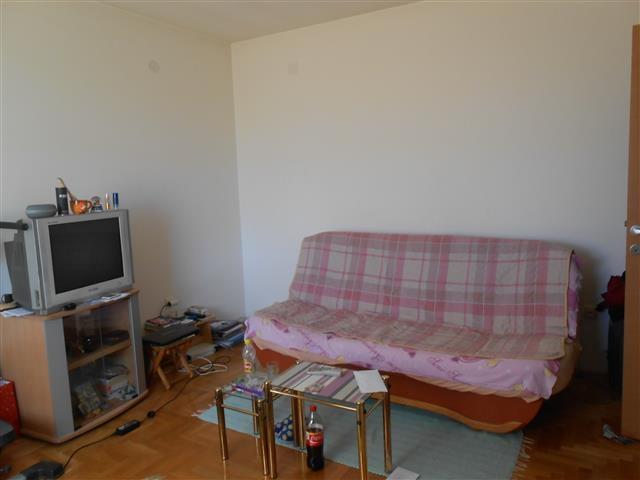 Garsonjera 27m2 na Savnickoj