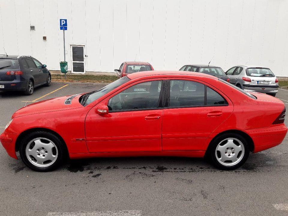 Mercedes-c200