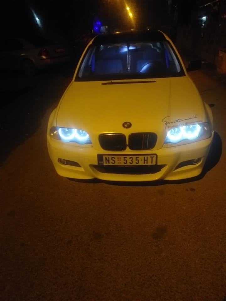 BMW-320i