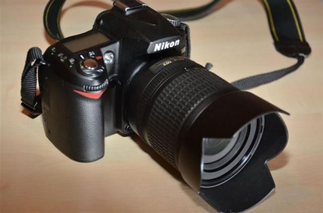 Nikon-D90-+-18-105-VR