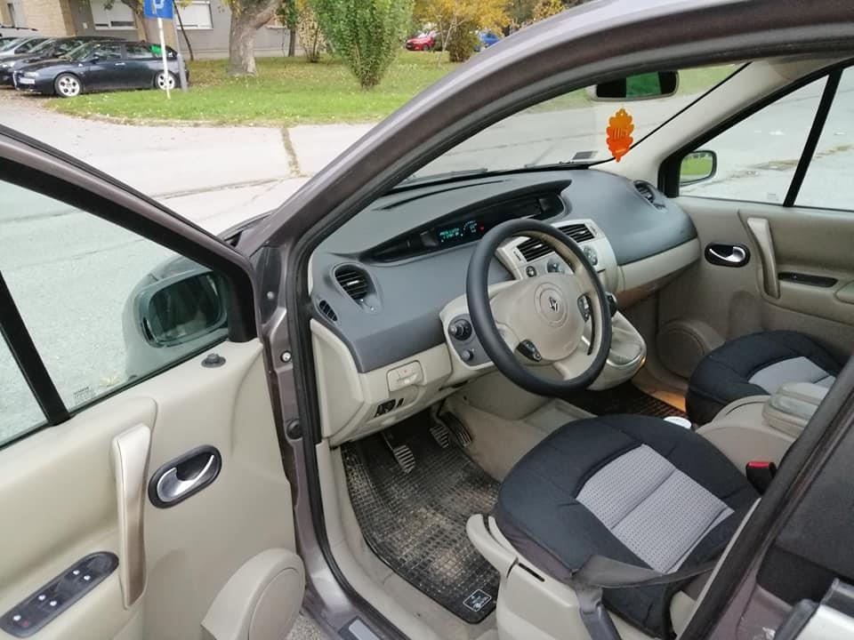 Renault-Scenic