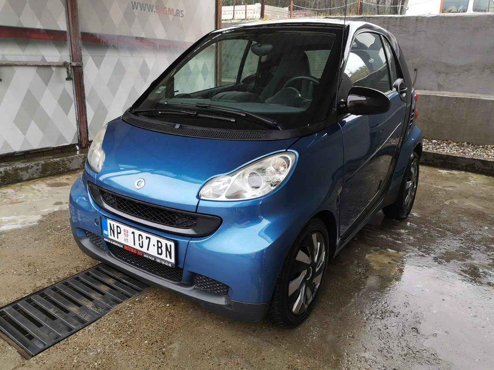 Smart-1-0-benzin-2009-odličan