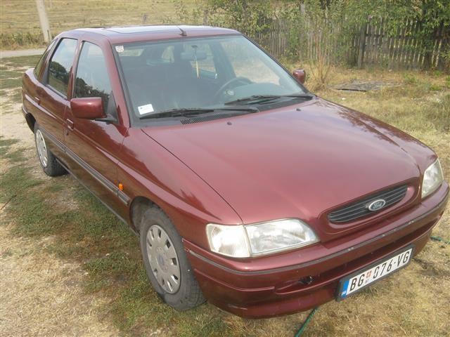 Ford Escort -92