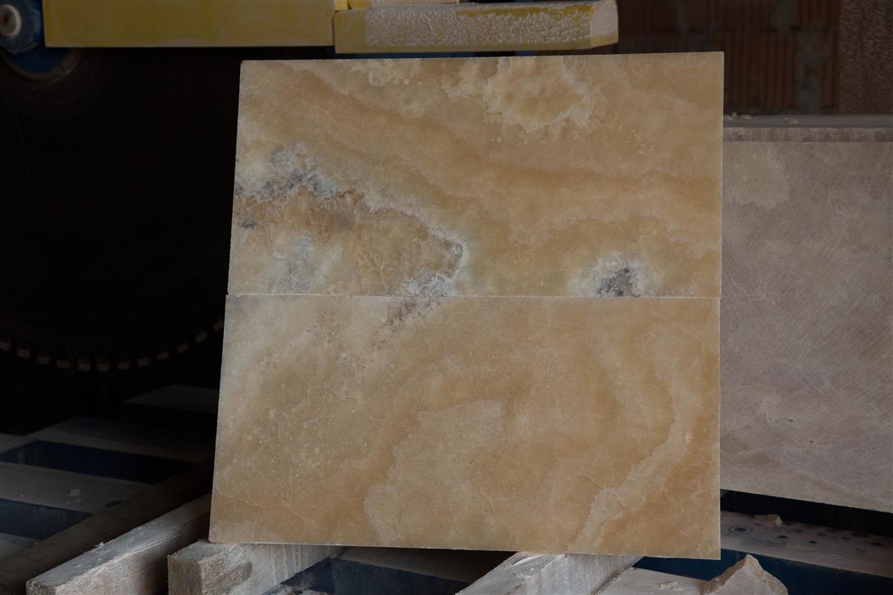 Lux-mermer-ONYX