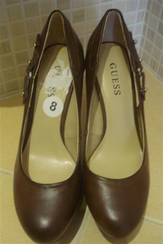 GUESS-cipele
